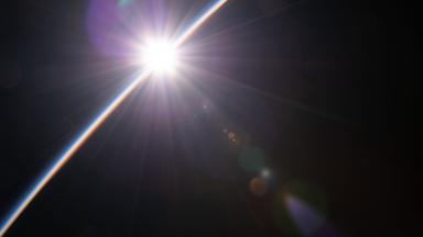 Sunrise breaking over Earth's horizon seen from the International Space Station. Photo: NASA / Wikimedia Commons, public domain